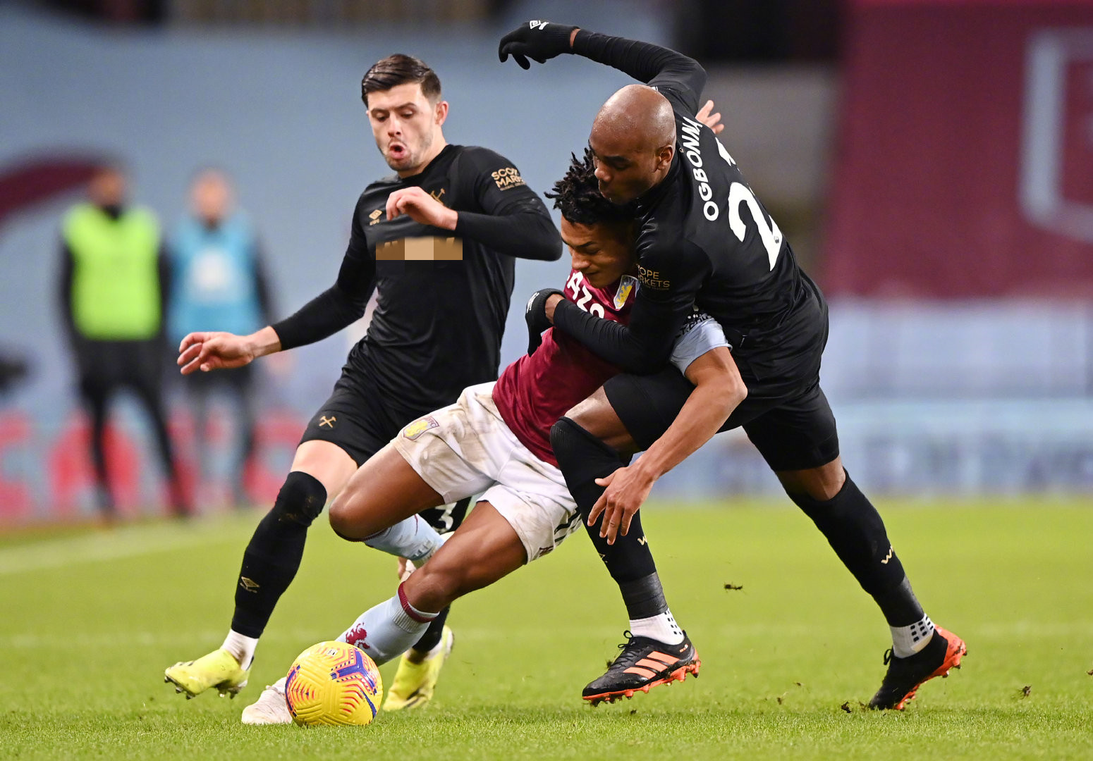 他们详细研 他们详细研